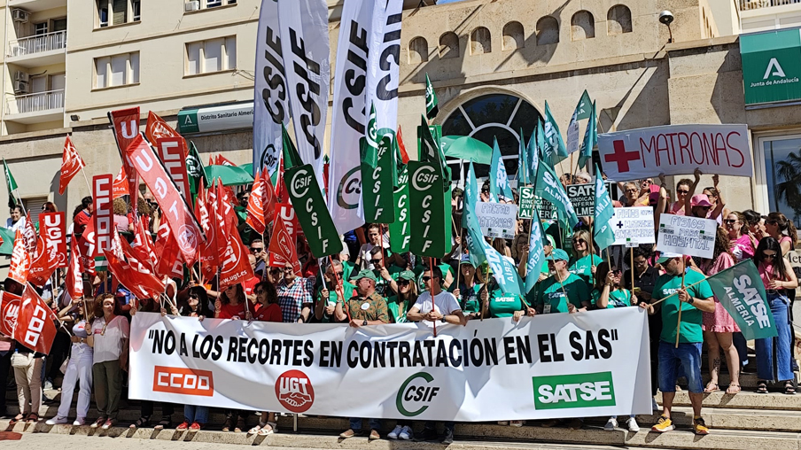 Masiva protesta en el SAS para denunciar el deterioro de la Sanidad ...